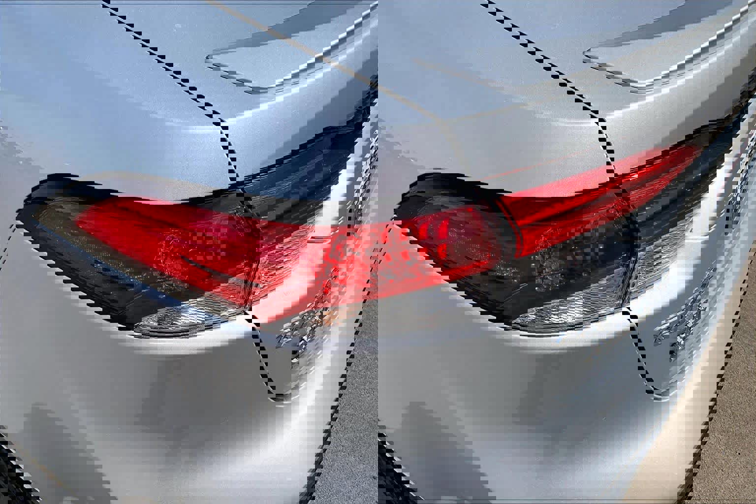 Used 2025 Toyota Corolla SE w/ SE Premium Package image 28