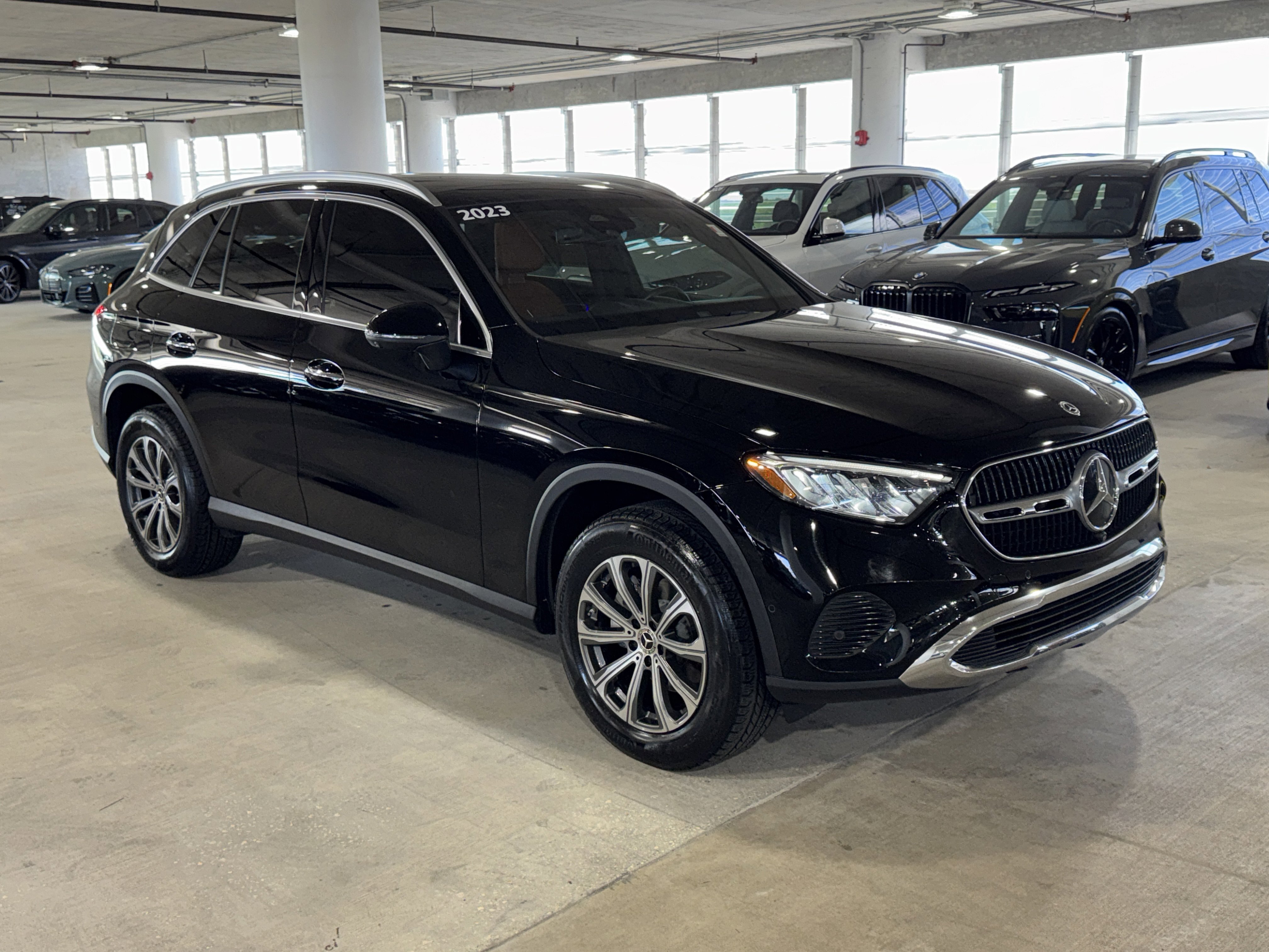 Used 2023 Mercedes-Benz GLC 300 image 2