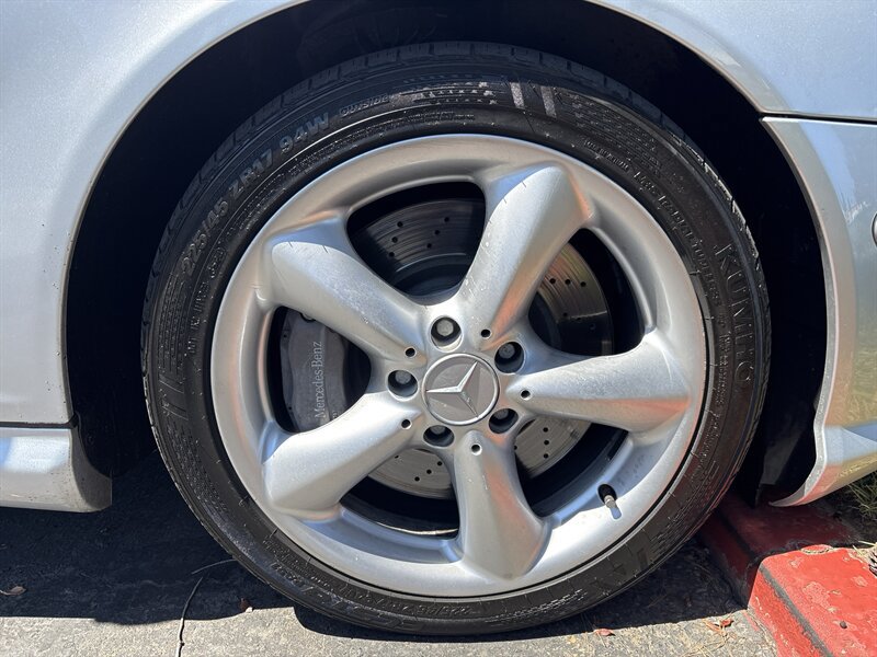 Used 2006 Mercedes-Benz C 350 Sedan image 15