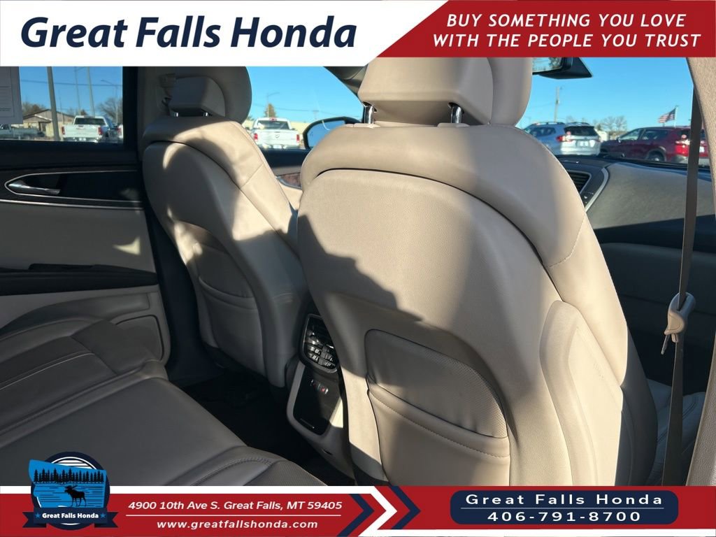 Used 2017 Lincoln MKX Reserve w/ Driver Assistance Package image 26