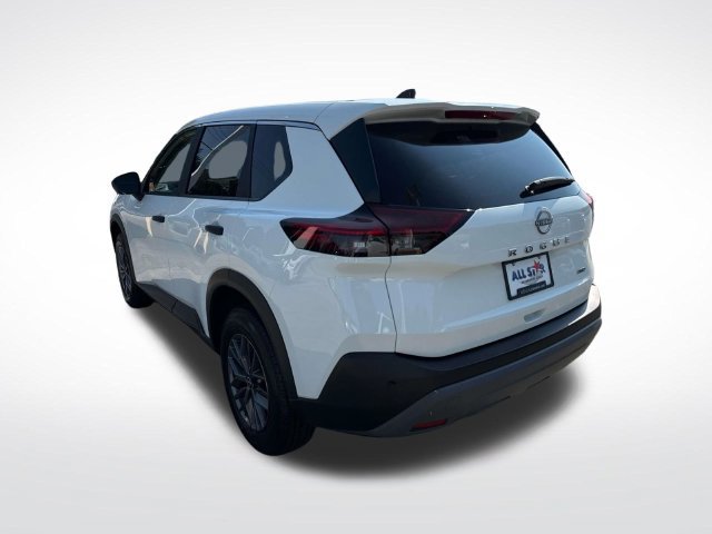 Used 2023 Nissan Rogue S AWD/4WD image 6