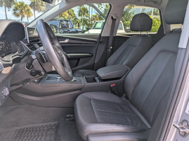 Used 2020 Audi Q5 e Premium w/ Convenience Package AWD/4WD image 20