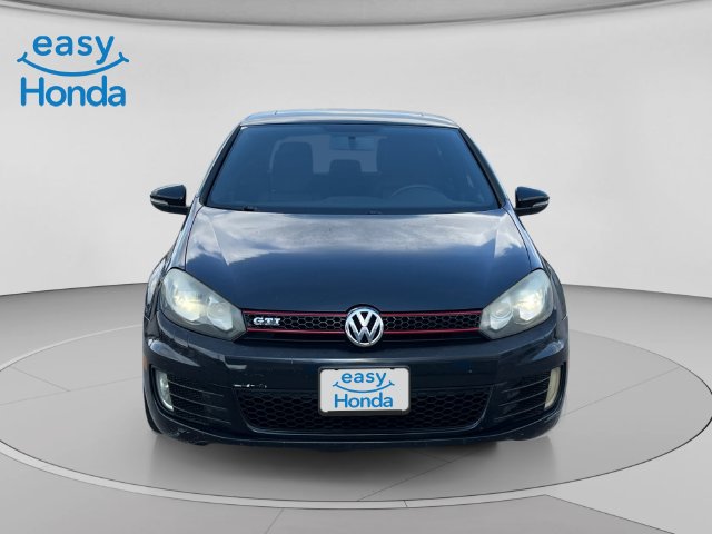 Used 2011 Volkswagen GTI 4-Door FWD image 2