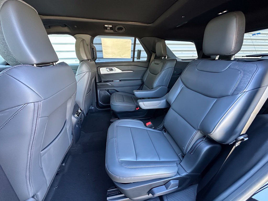New 2027 Ford Explorer Active w/ Active Comfort Package AWD/4WD image 17