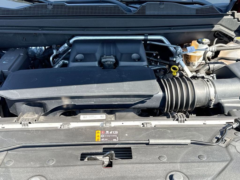 Used 2024 Chevrolet Colorado Z71 w/ Z71 Convenience Package 2 image 26