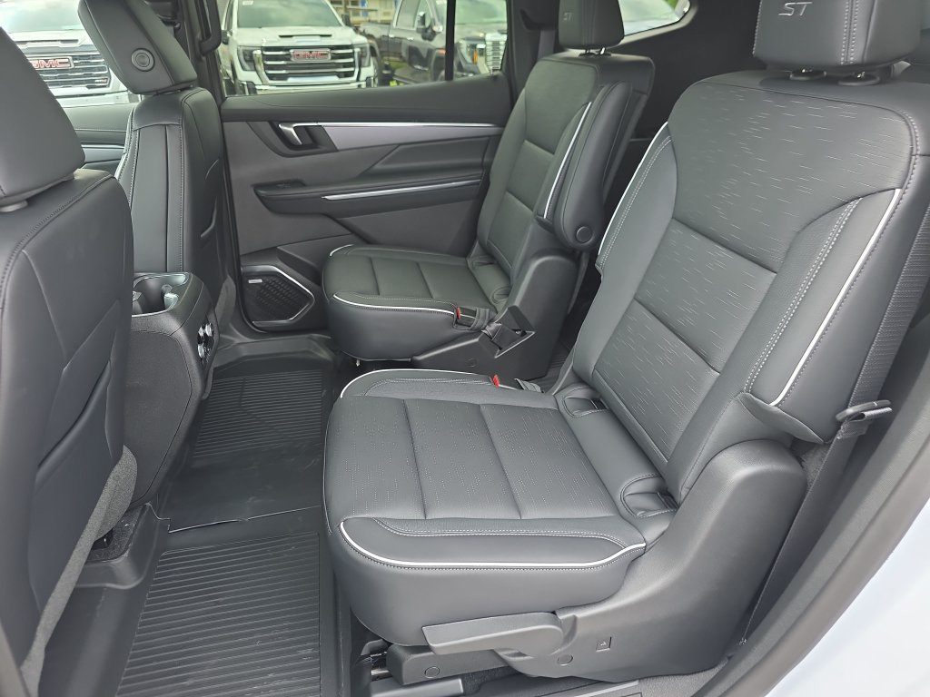 New 2026 Buick Enclave Sport Touring w/ Power Package FWD image 34