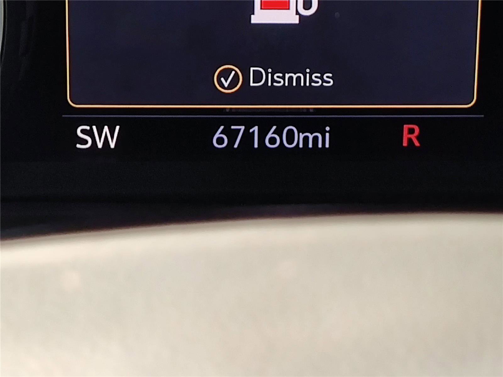 Used 2021 Chevrolet Tahoe Premier w/ Premium Package image 33