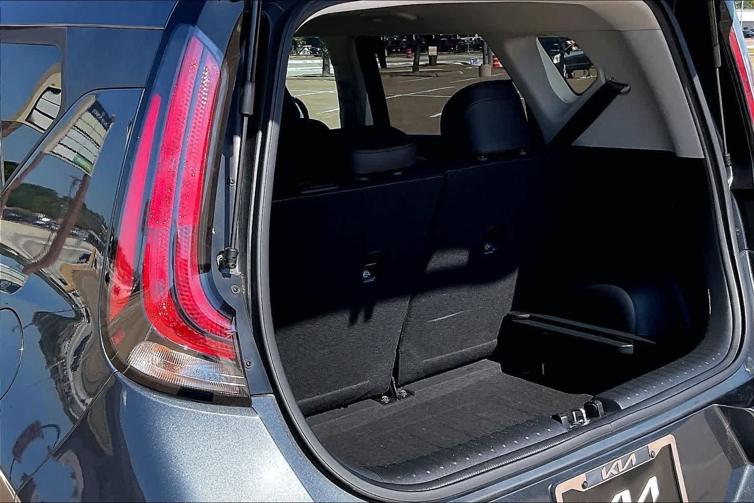 Used 2024 Kia Soul GT-Line FWD image 18