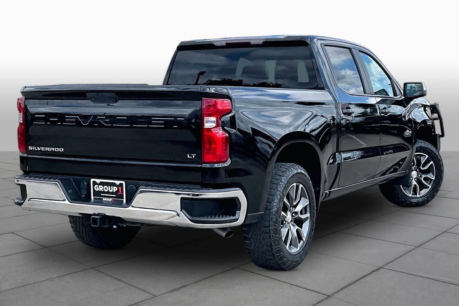 Used 2020 Chevrolet Silverado 1500 LT w/ Texas Edition RWD image 13