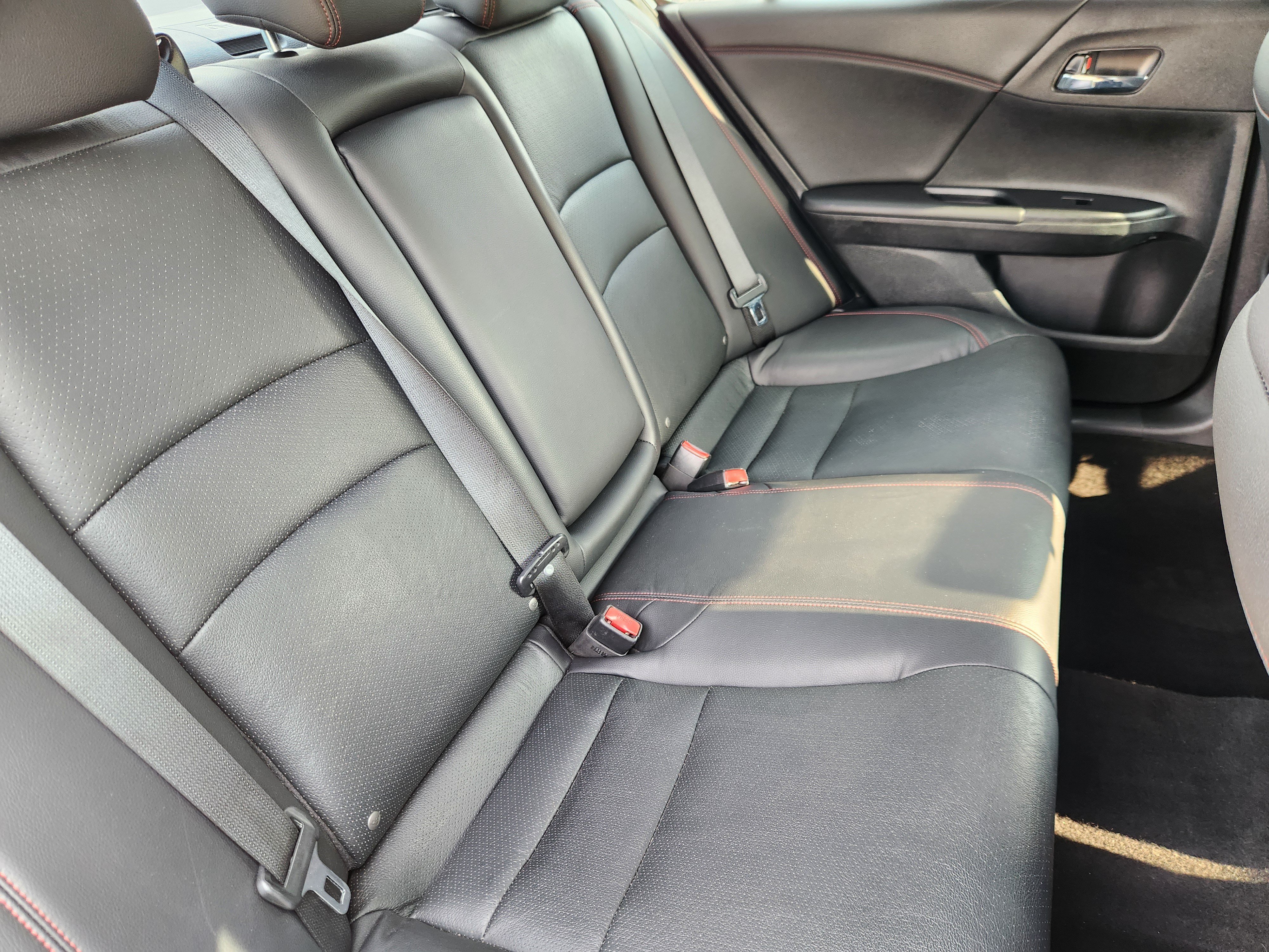 Used 2017 Honda Accord Sport Special Edition image 15