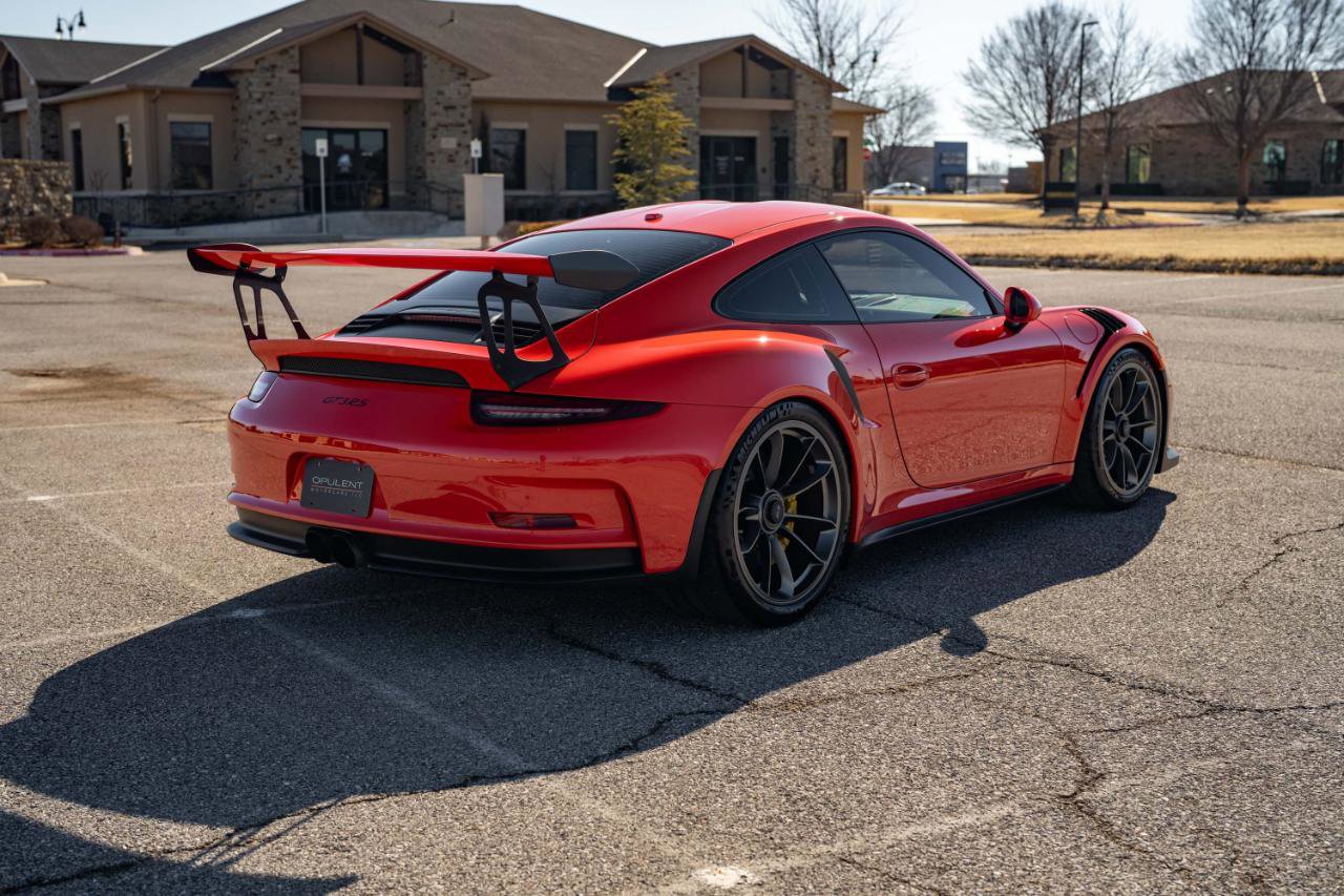 Used 2016 Porsche 911 GT3 RS RWD image 5