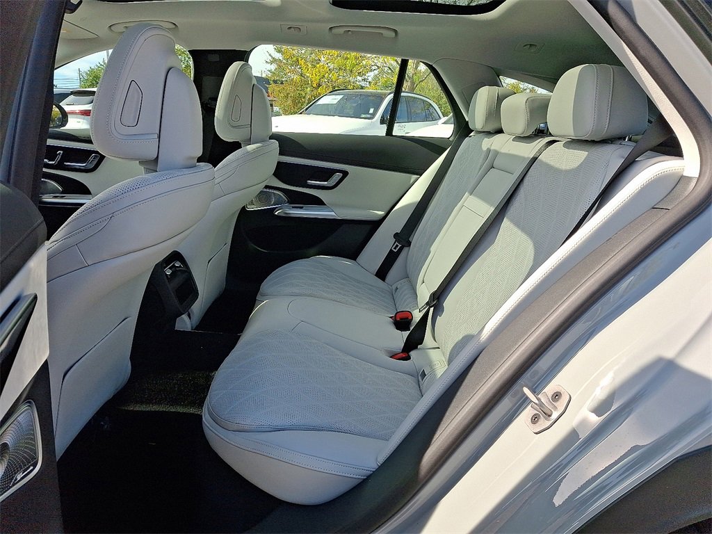 New 2026 Mercedes-Benz E 450 4MATIC All-Terrain Wagon image 11