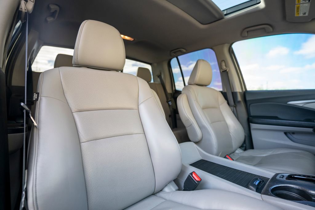 Used 2019 Honda Ridgeline RTL image 17
