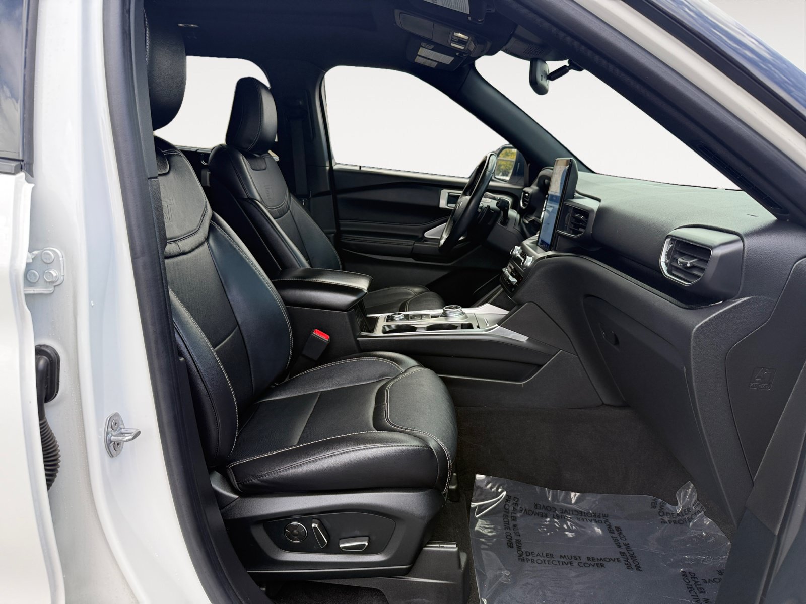 Certified 2020 Ford Explorer ST w/ Premium Technology Package AWD/4WD image 19