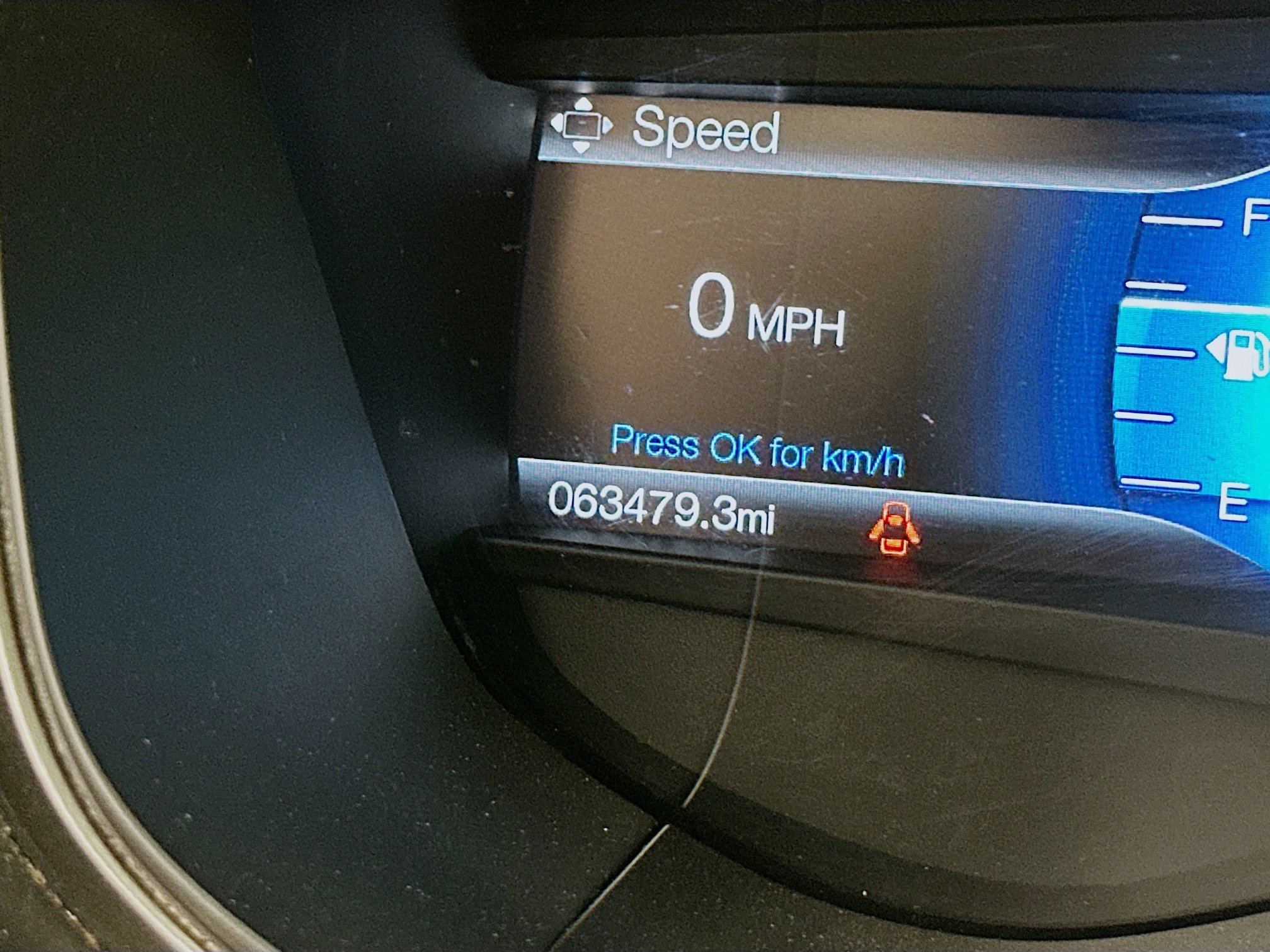 Used 2018 Ford Fusion SE w/ Fusion SE Technology Package FWD image 18