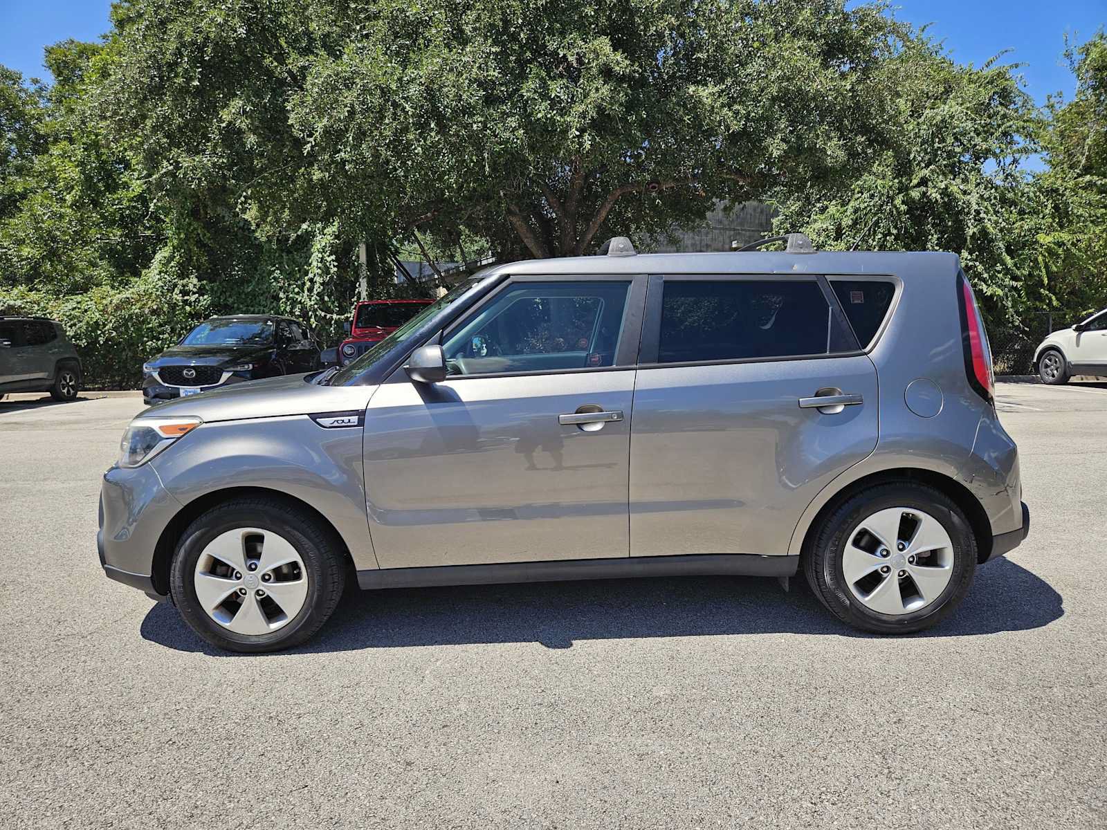 Used 2016 Kia Soul FWD image 4