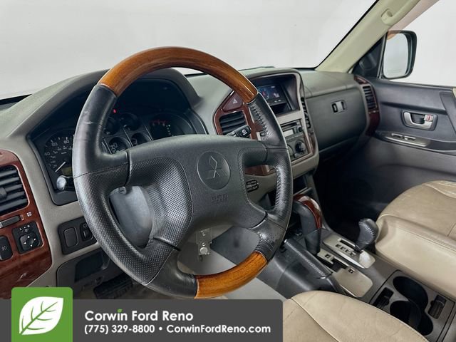 Used 2003 Mitsubishi Montero Limited AWD/4WD image 9