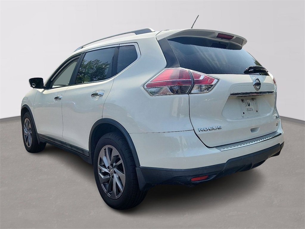 Used 2016 Nissan Rogue SL w/ SL Premium Package image 4