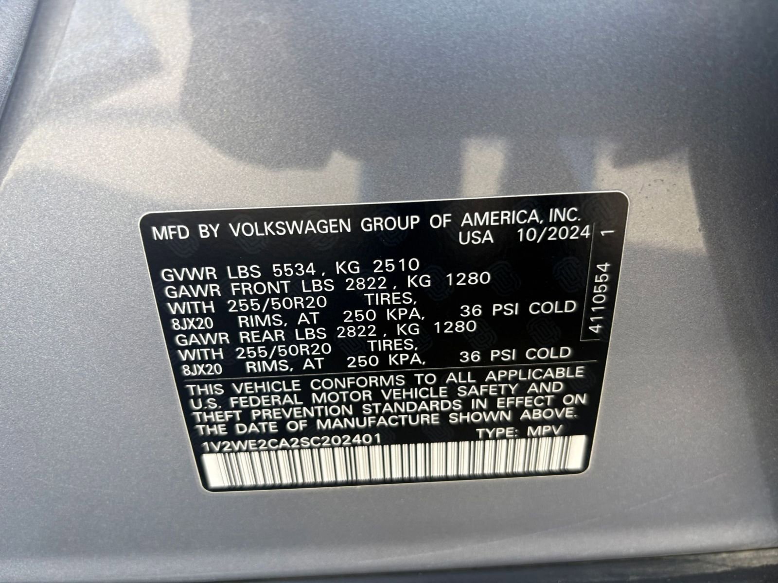 Used 2025 Volkswagen Atlas Cross Sport SE image 31