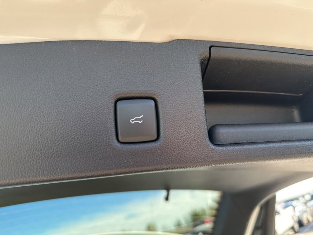 New 2026 Ford Escape SE FWD image 37