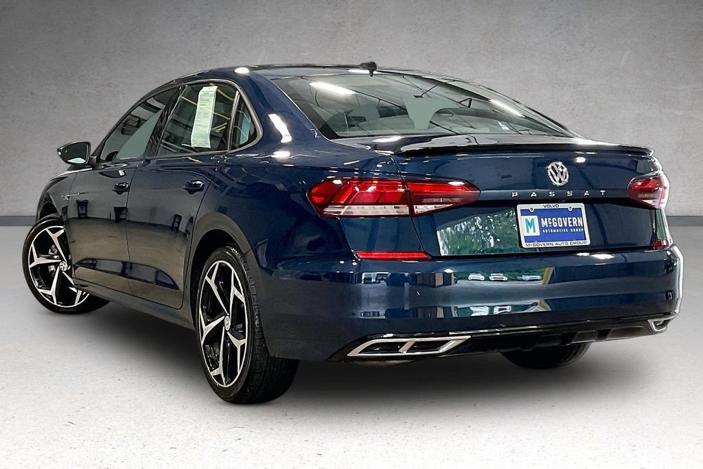 Used 2021 Volkswagen Passat 2.0T R-Line FWD image 4