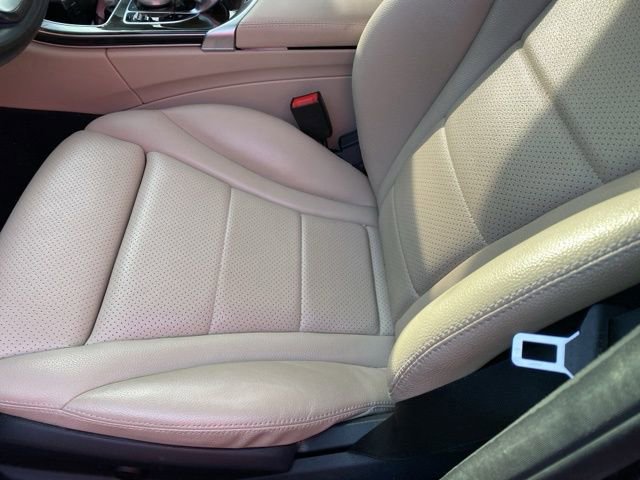 Used 2016 Mercedes-Benz C 300 Sedan image 12