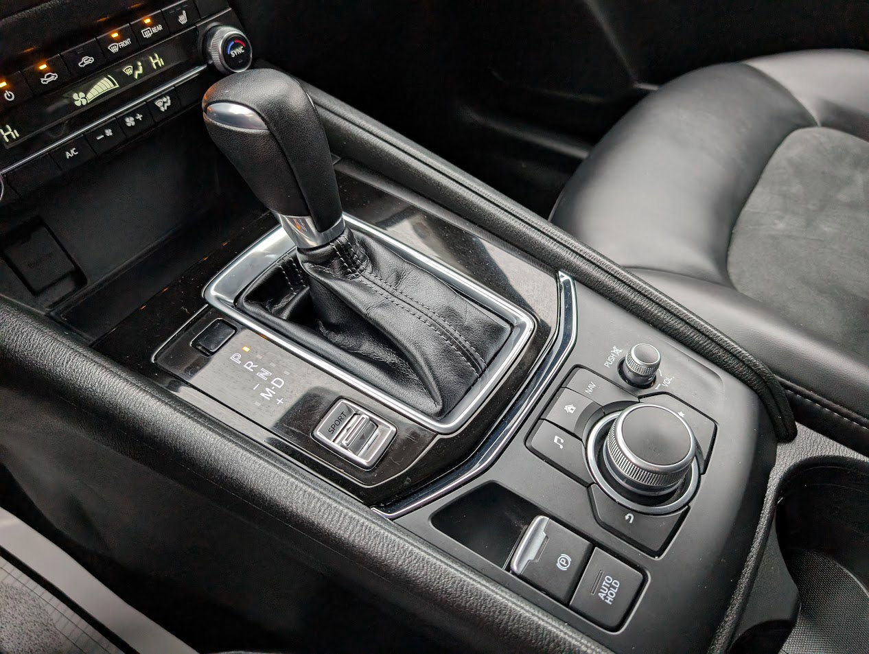 Used 2019 MAZDA CX-5 Touring image 25