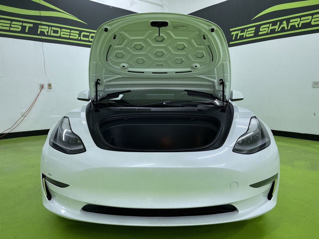 Used 2023 Tesla Model 3 Performance image 4