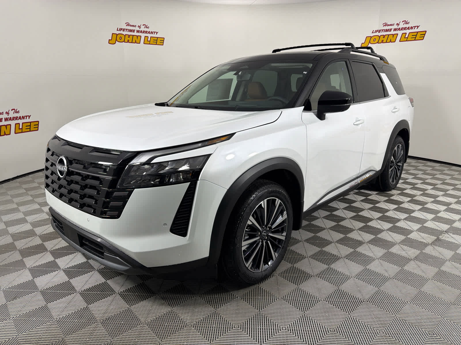 New 2026 Nissan Pathfinder Platinum w/ Cargo Package image 1