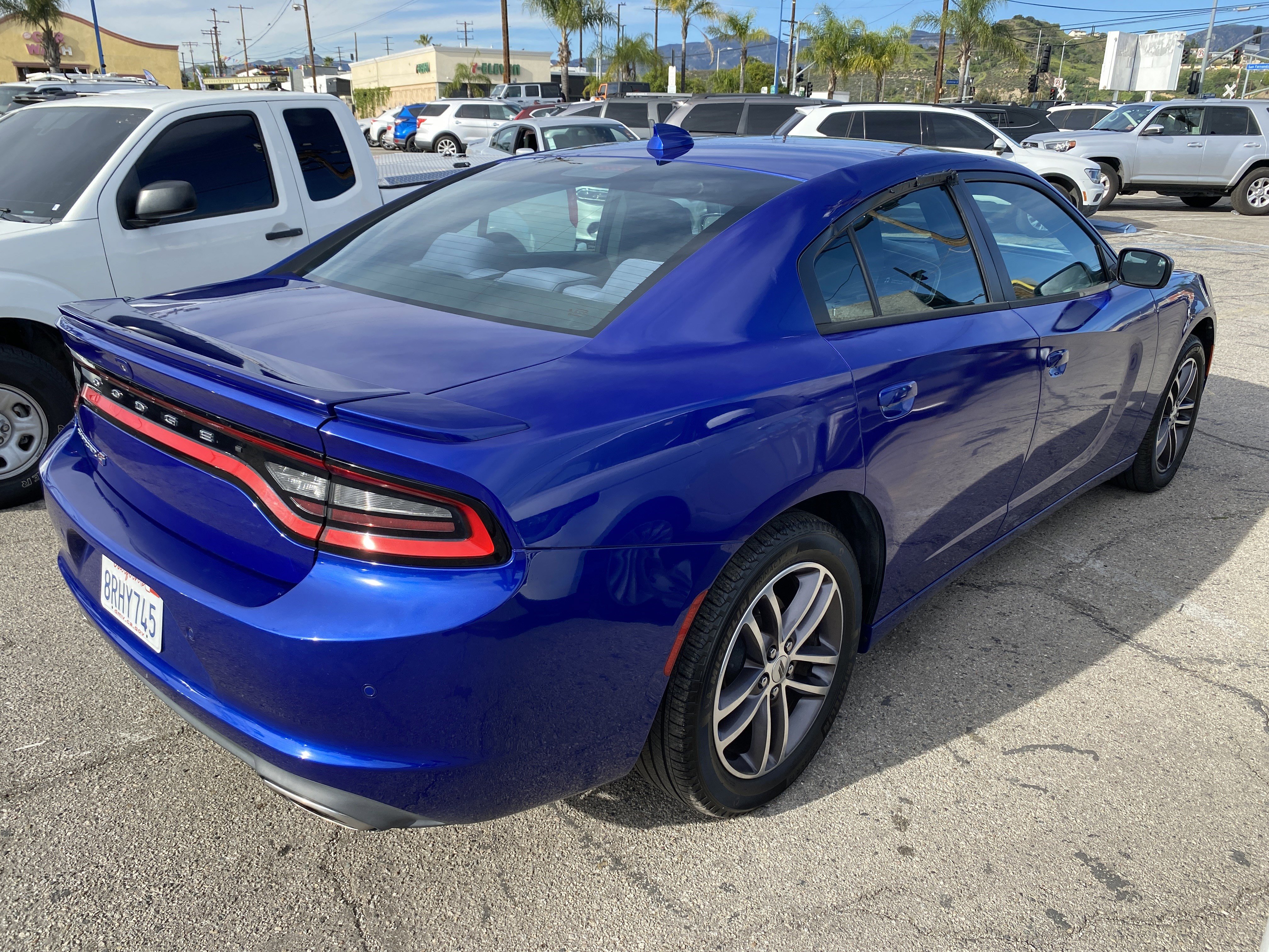 Used 2019 Dodge Charger SXT w/ Driver Confidence Group image 6