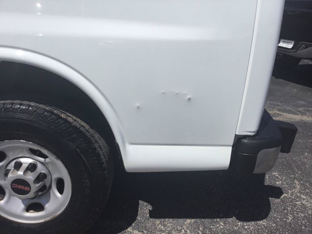 Used 2014 GMC Savana 2500 RWD image 16