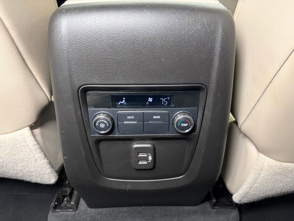 Used 2021 Buick Enclave Essence w/ Sport Touring Edition image 25