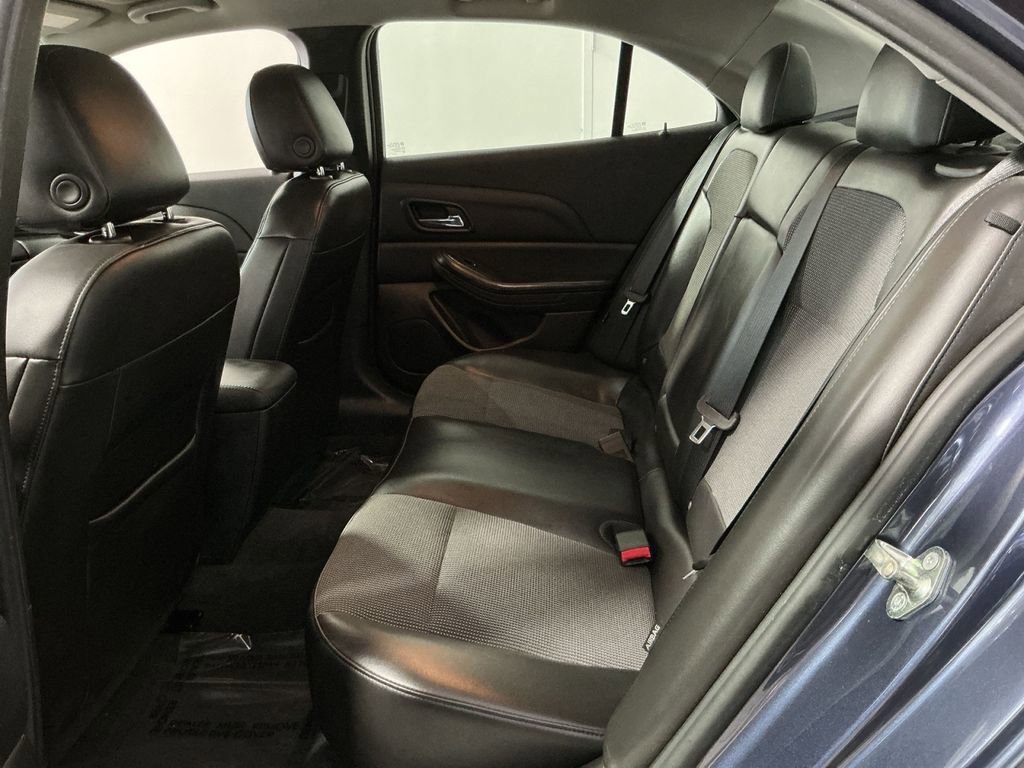 Used 2015 Chevrolet Malibu LT image 29