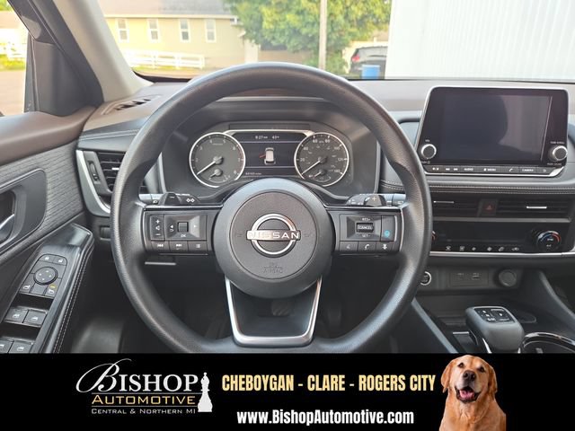 Used 2023 Nissan Rogue SV AWD/4WD image 18