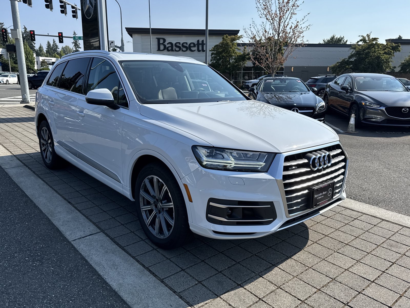 Used 2018 Audi Q7 3.0T Prestige AWD/4WD image 3