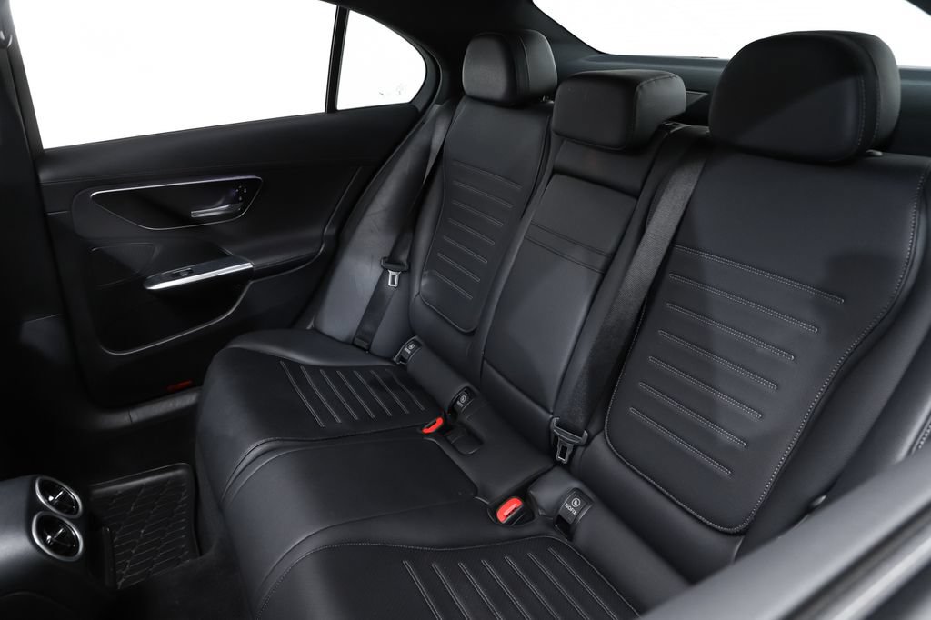 Used 2023 Mercedes-Benz C 300 4MATIC Sedan image 11