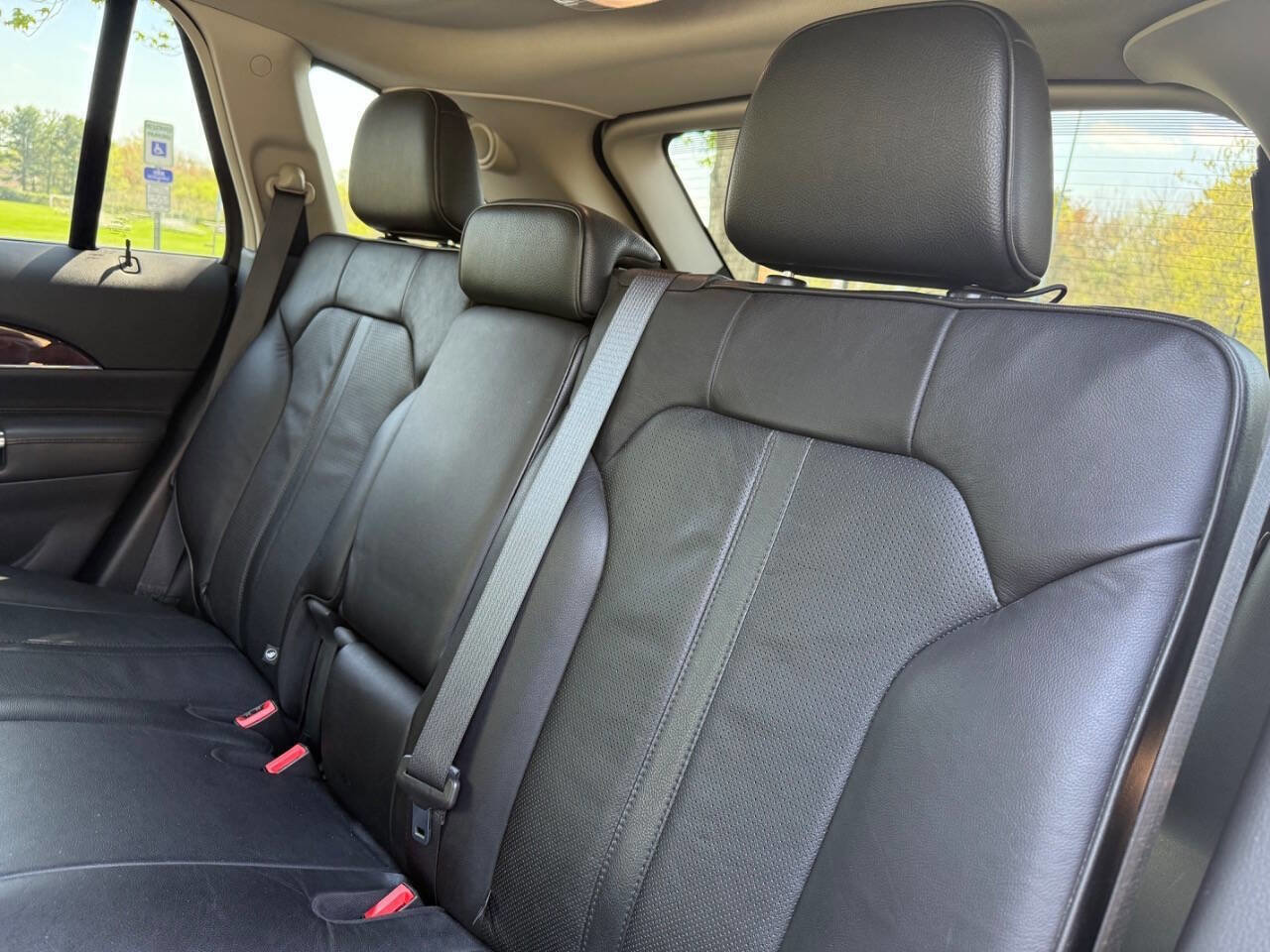 Used 2015 Lincoln MKX AWD w/ Equipment Group 102A image 16