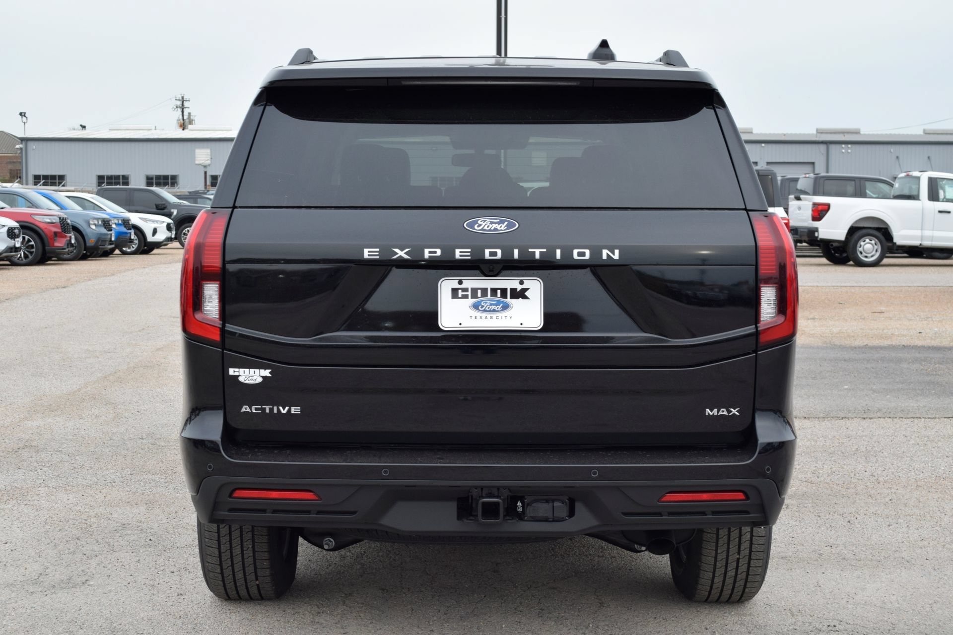 New 2026 Ford Expedition Max Active RWD image 5