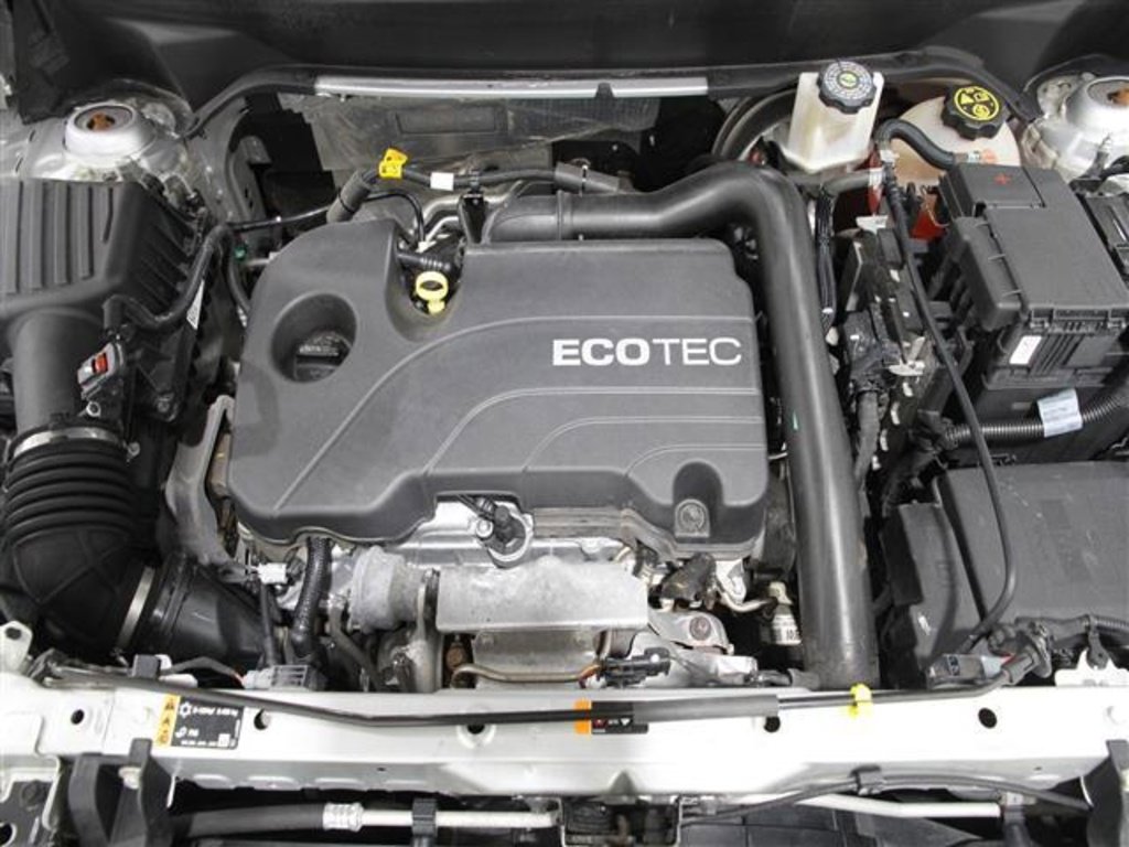 Used 2022 Chevrolet Equinox LT w/ Driver Convenience Package image 19