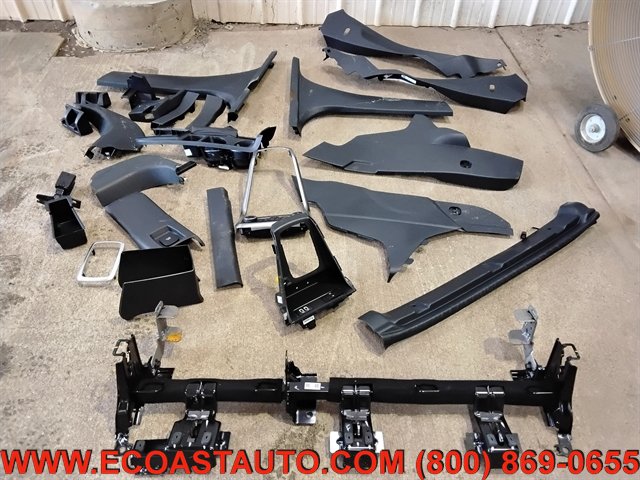 Used 2021 Ford EcoSport SE w/ SE Convenience Package FWD image 19