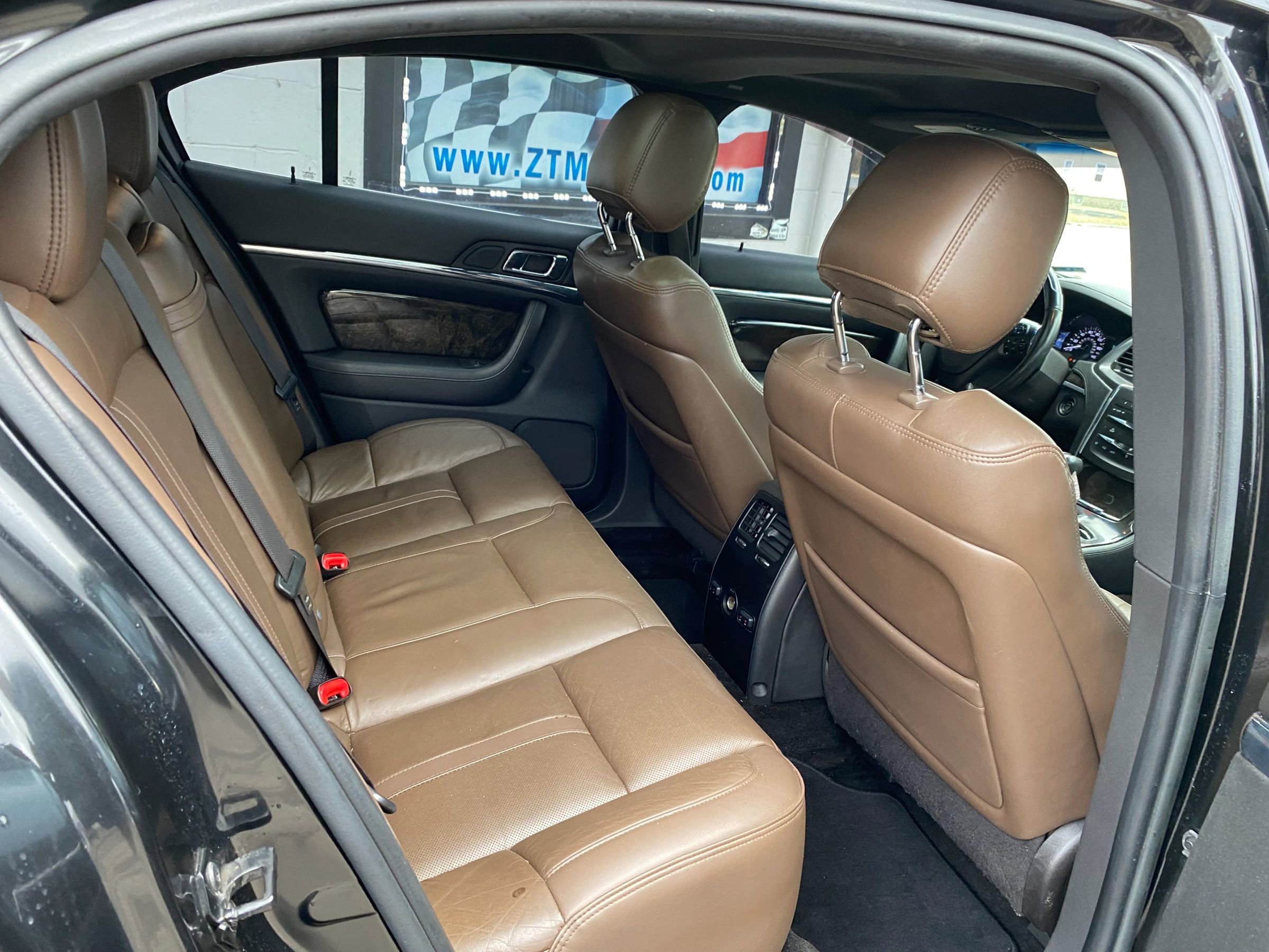Used 2015 Lincoln MKS AWD w/ Equipment Group 101A image 10