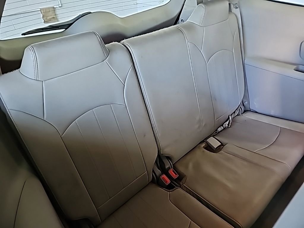 Used 2016 Buick Enclave Leather image 28