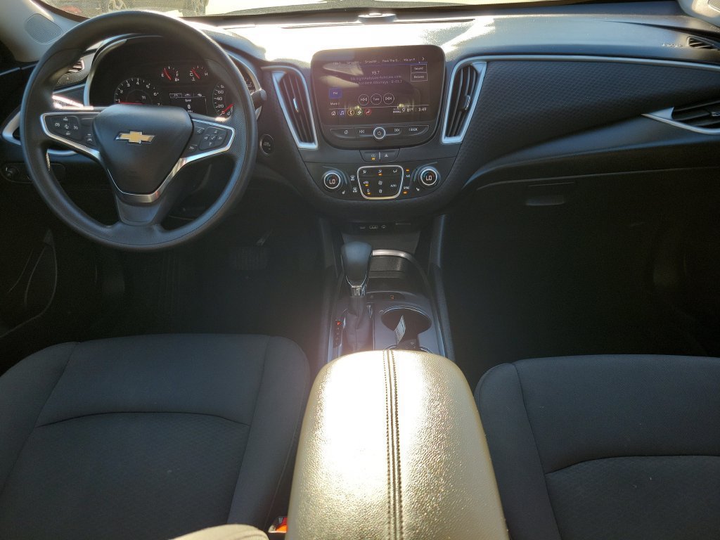 Used 2024 Chevrolet Malibu LT FWD image 12