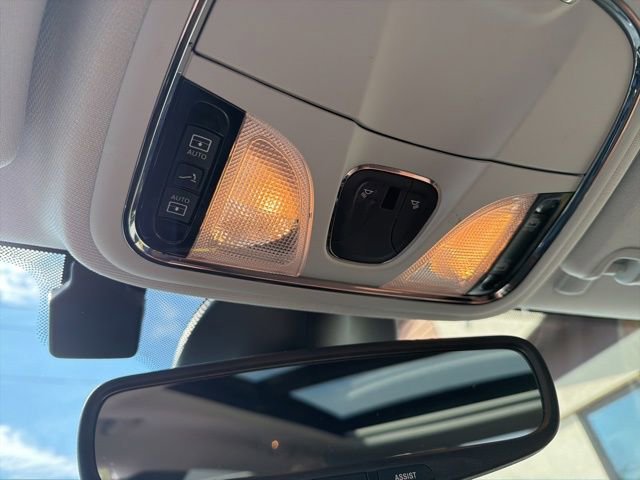 Used 2019 Jeep Cherokee Overland w/ Technology Group image 31