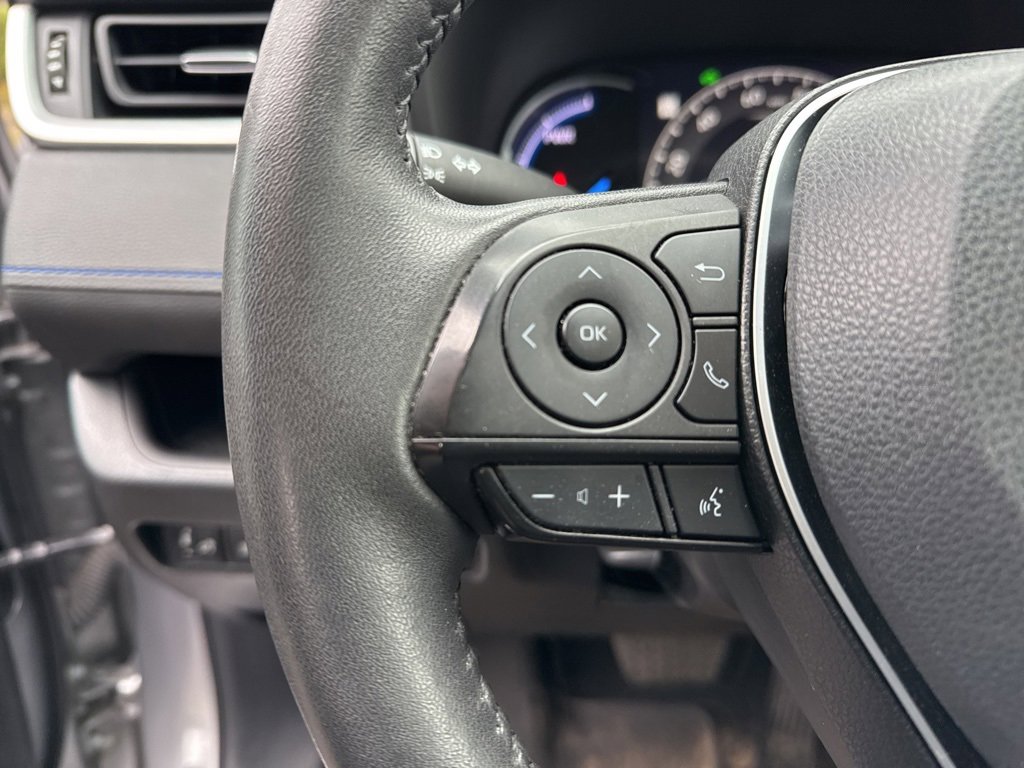 Used 2022 Toyota RAV4 XSE image 11