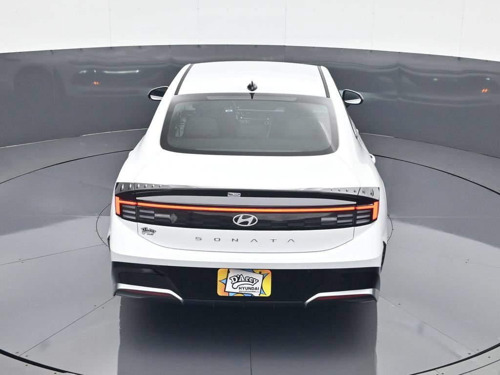 New 2026 Hyundai Sonata SEL FWD image 18
