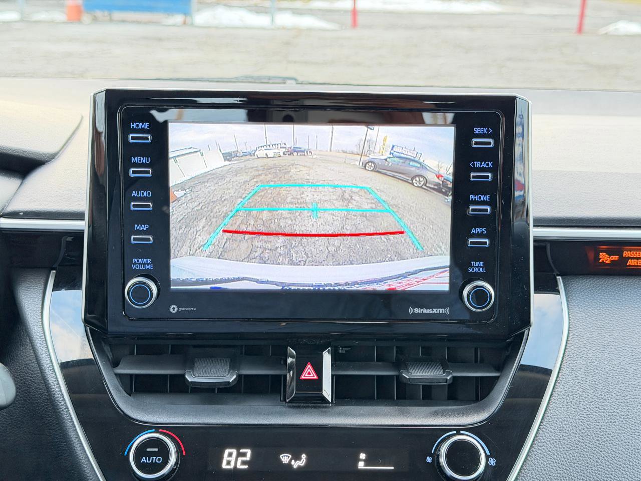 Used 2021 Toyota Corolla LE FWD image 45