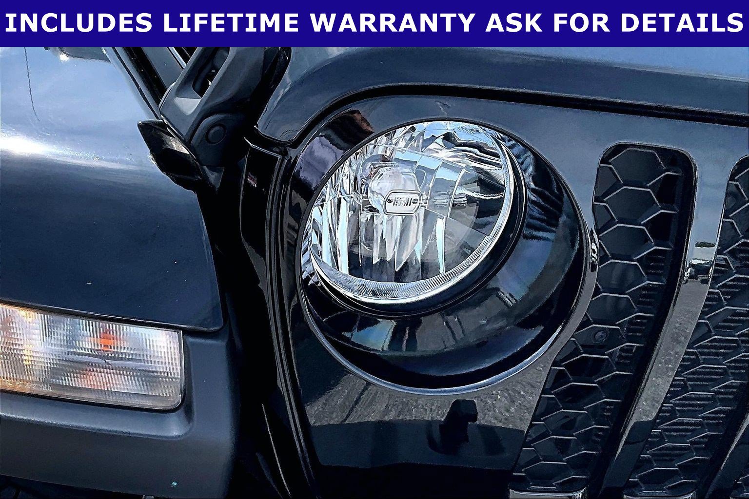 Used 2021 Jeep Gladiator Sport AWD/4WD image 23