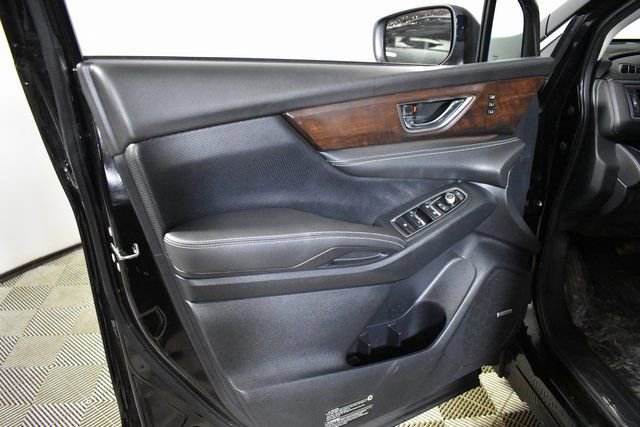 Used 2023 Subaru Ascent Touring image 7