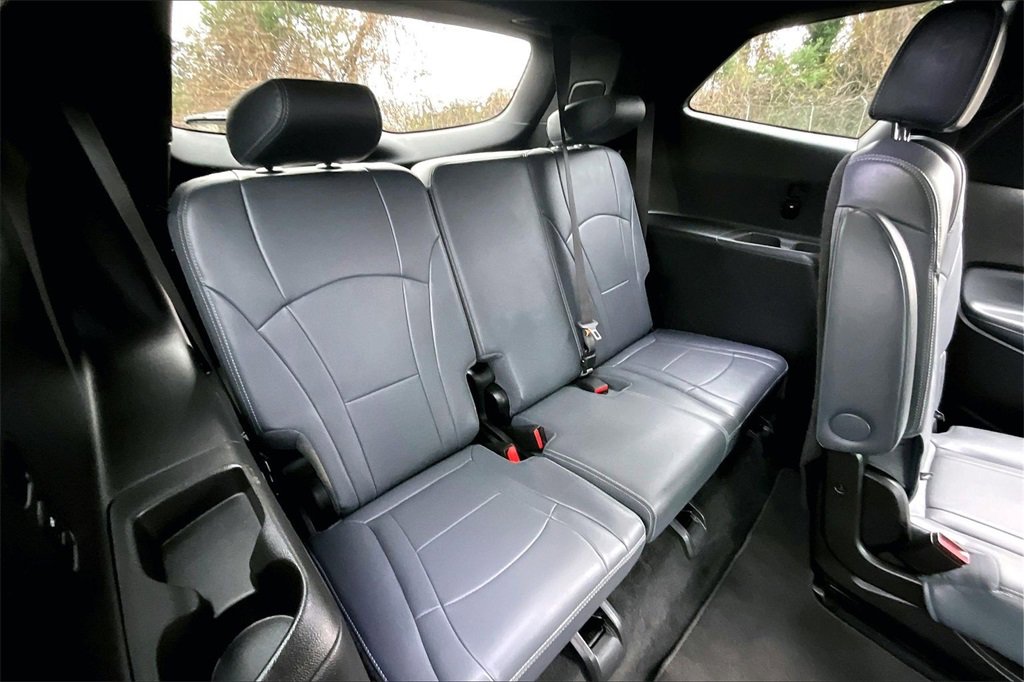 Certified 2022 Buick Enclave Essence w/ Experience Buick Package image 23